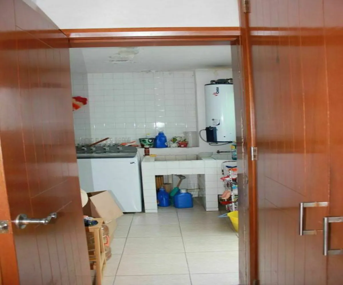 Casa En Venta,Jardín Real,Jardín de las Flores 251, Zapopan, Jalisco 45136, 3 Habitaciones,3 Baños,Jardín de las Flores,2,pdPyUTI