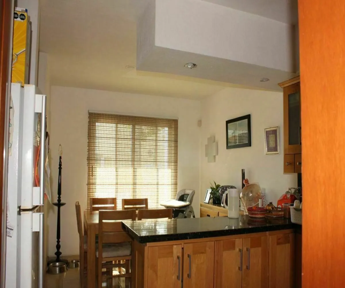 Casa En Venta,Jardín Real,Jardín de las Flores 251, Zapopan, Jalisco 45136, 3 Habitaciones,3 Baños,Jardín de las Flores,2,pdPyUTI