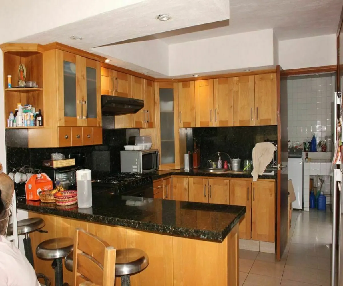 Casa En Venta,Jardín Real,Jardín de las Flores 251, Zapopan, Jalisco 45136, 3 Habitaciones,3 Baños,Jardín de las Flores,2,pdPyUTI