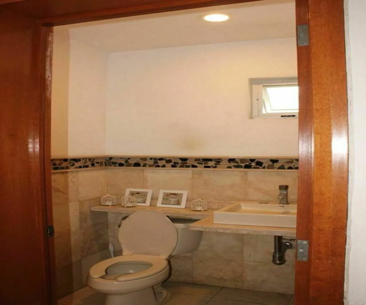 Casa En Venta,Jardín Real,Jardín de las Flores 251, Zapopan, Jalisco 45136, 3 Habitaciones,3 Baños,Jardín de las Flores,2,pdPyUTI