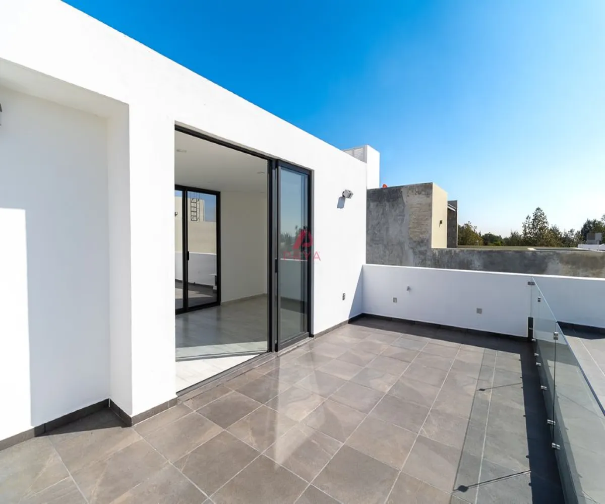 Casa En Venta,Jardines de Santa Anita,PARAJE 30, Tlajomulco de Zúñiga, Jalisco 45645, 5 Habitaciones,5 Baños,PARAJE,3,pYyxbfF