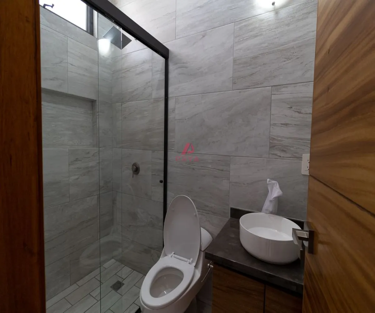 Casa En Venta,Jardines de Santa Anita,PARAJE 30, Tlajomulco de Zúñiga, Jalisco 45645, 5 Habitaciones,5 Baños,PARAJE,3,pYyxbfF