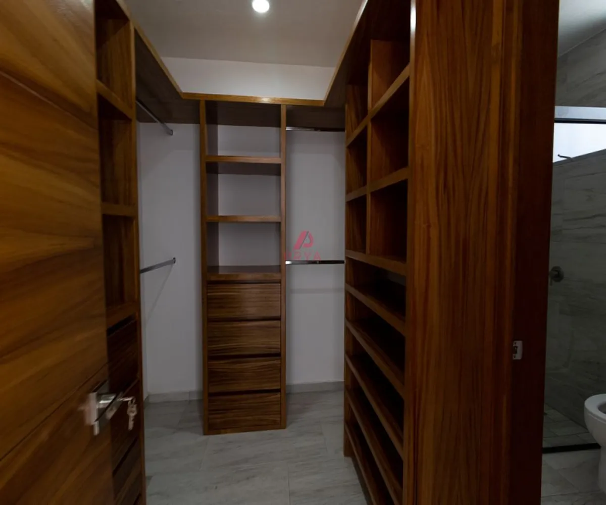 Casa En Venta,Jardines de Santa Anita,PARAJE 30, Tlajomulco de Zúñiga, Jalisco 45645, 5 Habitaciones,5 Baños,PARAJE,3,pYyxbfF