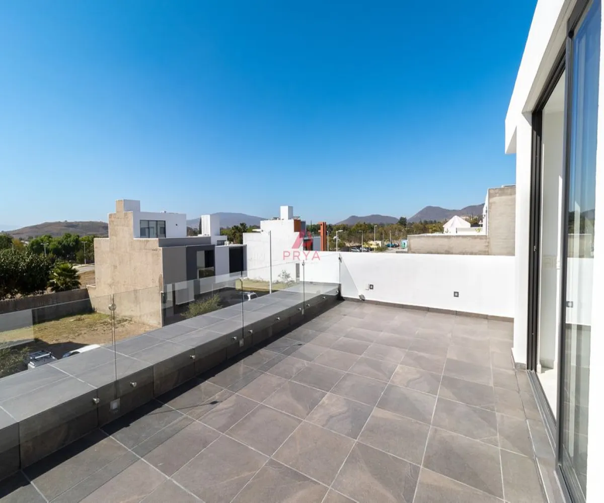 Casa En Venta,Jardines de Santa Anita,PARAJE 30, Tlajomulco de Zúñiga, Jalisco 45645, 5 Habitaciones,5 Baños,PARAJE,3,pYyxbfF