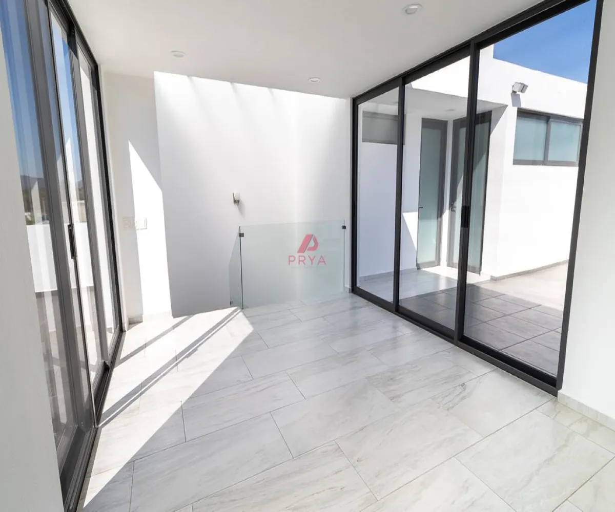 Casa En Venta,Jardines de Santa Anita,PARAJE 30, Tlajomulco de Zúñiga, Jalisco 45645, 5 Habitaciones,5 Baños,PARAJE,3,pYyxbfF