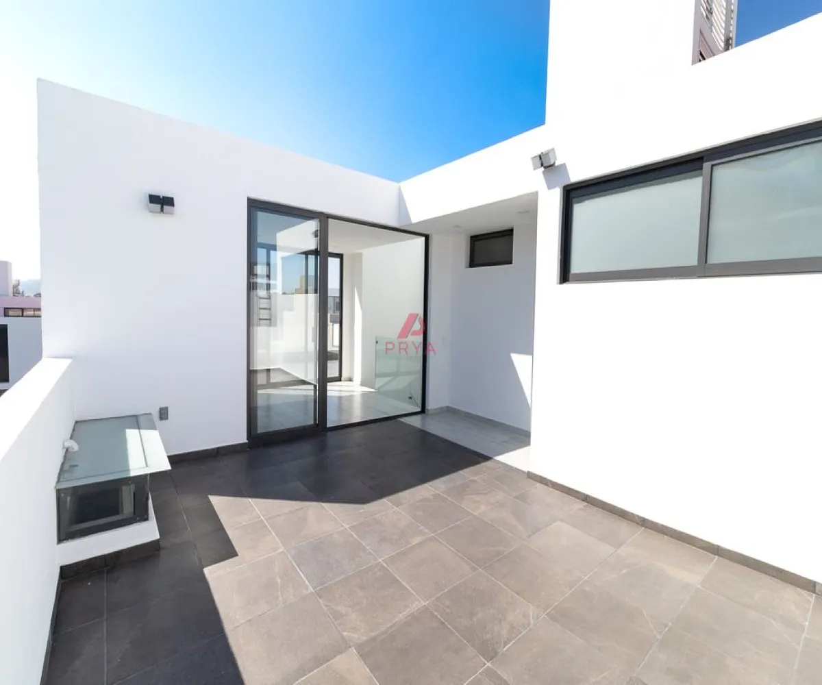 Casa En Venta,Jardines de Santa Anita,PARAJE 30, Tlajomulco de Zúñiga, Jalisco 45645, 5 Habitaciones,5 Baños,PARAJE,3,pYyxbfF