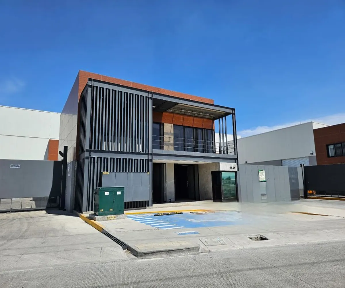 Local En Renta,Real Del Valle,Av. Adolf B. Honr Jr, 0, Tlajomulco de Zúñiga, Jalisco 45654,Av. Adolf B. Honr Jr,pQFx94D