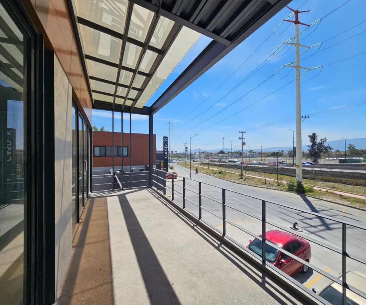 Local En Renta,Real Del Valle,Av. Adolf B. Honr Jr, 0, Tlajomulco de Zúñiga, Jalisco 45654,Av. Adolf B. Honr Jr,pQFx94D