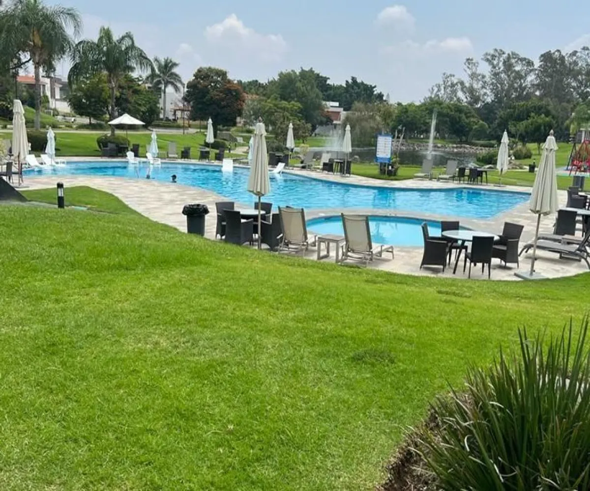 Santa Anita,Tlajomulco de Zúñiga, Jalisco 45645,574753