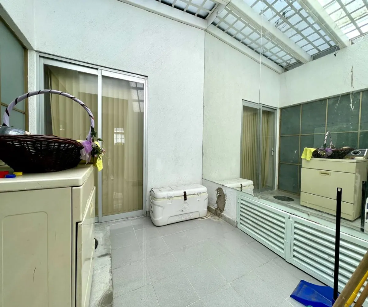 Casa En Venta,La Calma,Avenida la calma 3439, Zapopan, Jalisco 45070, 3 Habitaciones,3 Baños,Avenida la calma,1,pbn2ovE