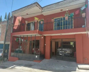 Casa En Venta,Brisas de Chapala,Lluvia 111, San Pedro Tlaquepaque, Jalisco 45590, 5 Habitaciones,2 Baños,Lluvia,2,psSA9MI