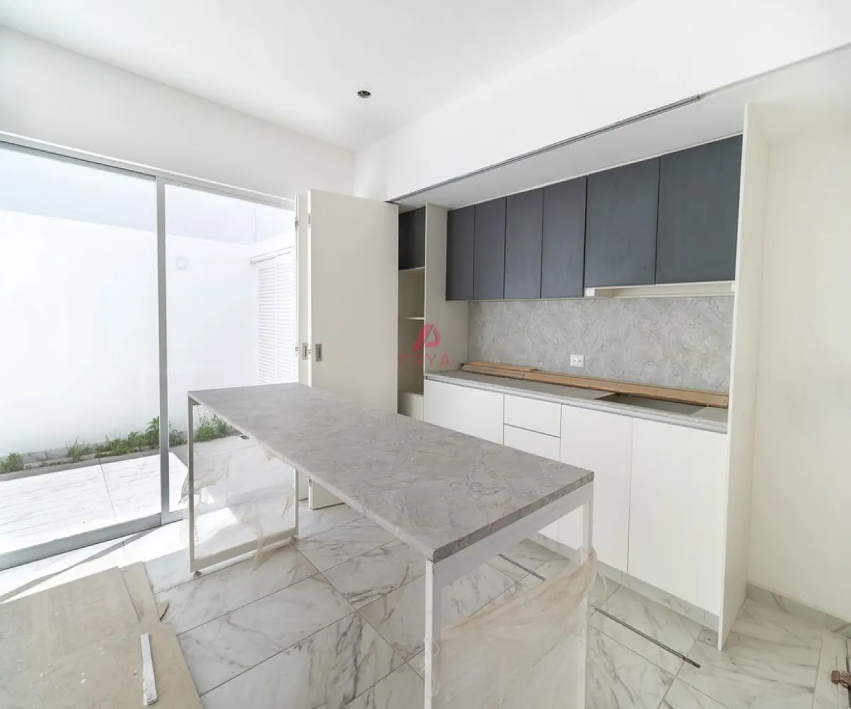 Casa En Venta,Santa Ana Tepetitlán,BARLOVENTO RESIDENCIAL S/N, Zapopan, Jalisco 45230, 3 Habitaciones,3 Baños,BARLOVENTO RESIDENCIAL,3,pWnHtzb