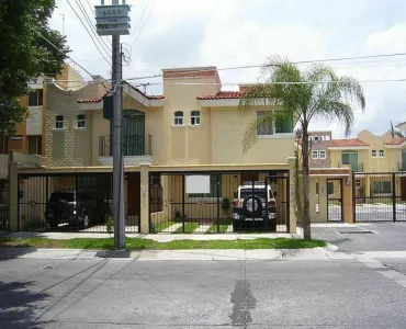 Casa En Renta,Residencial Victoria,Perla 2737 12, Guadalajara, Jalisco 44560, 3 Habitaciones,2 Baños,Perla ,2,pIlQeBg