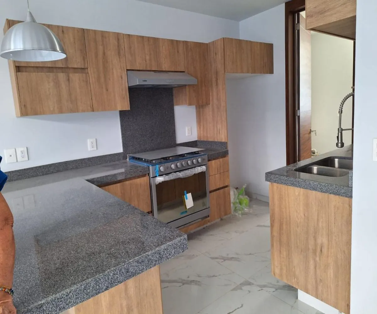 Casa En Venta,Punto Sur,Punto Sur, Cluster V 187, Tlajomulco de Zúñiga, Jalisco, 4 Habitaciones,4 Baños,Punto Sur, Cluster V,2,pOEVwzY Casa En Venta,Punto Sur,Punto Sur, Cluster V 187, Tlajomulco de Zúñiga, Jalisco, 4 Habitaciones,4 Baños,Punto Sur, Cluster V,2,pOEVwzY