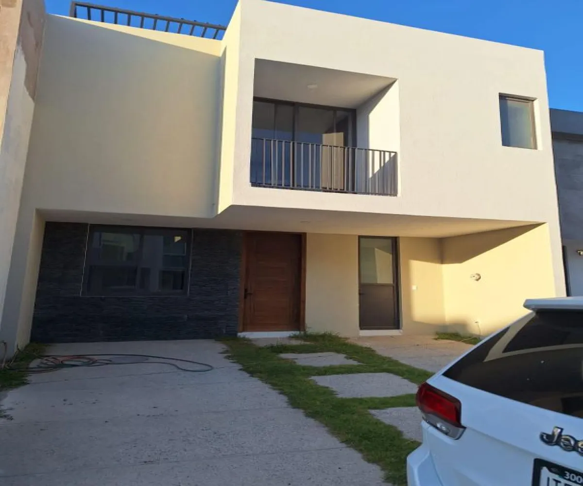 Casa En Venta,Punto Sur,Punto Sur, Cluster V 187, Tlajomulco de Zúñiga, Jalisco, 4 Habitaciones,4 Baños,Punto Sur, Cluster V,2,pOEVwzY Casa En Venta,Punto Sur,Punto Sur, Cluster V 187, Tlajomulco de Zúñiga, Jalisco, 4 Habitaciones,4 Baños,Punto Sur, Cluster V,2,pOEVwzY