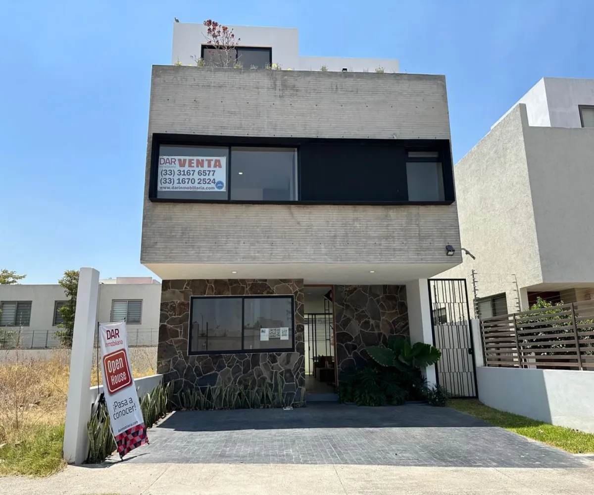 Casa En Venta,Bosques Vallarta,Circuito Bosques Vallarta 326, Zapopan, Jalisco 45222, 4 Habitaciones,5 Baños,Circuito Bosques Vallarta,3,poMoLmS