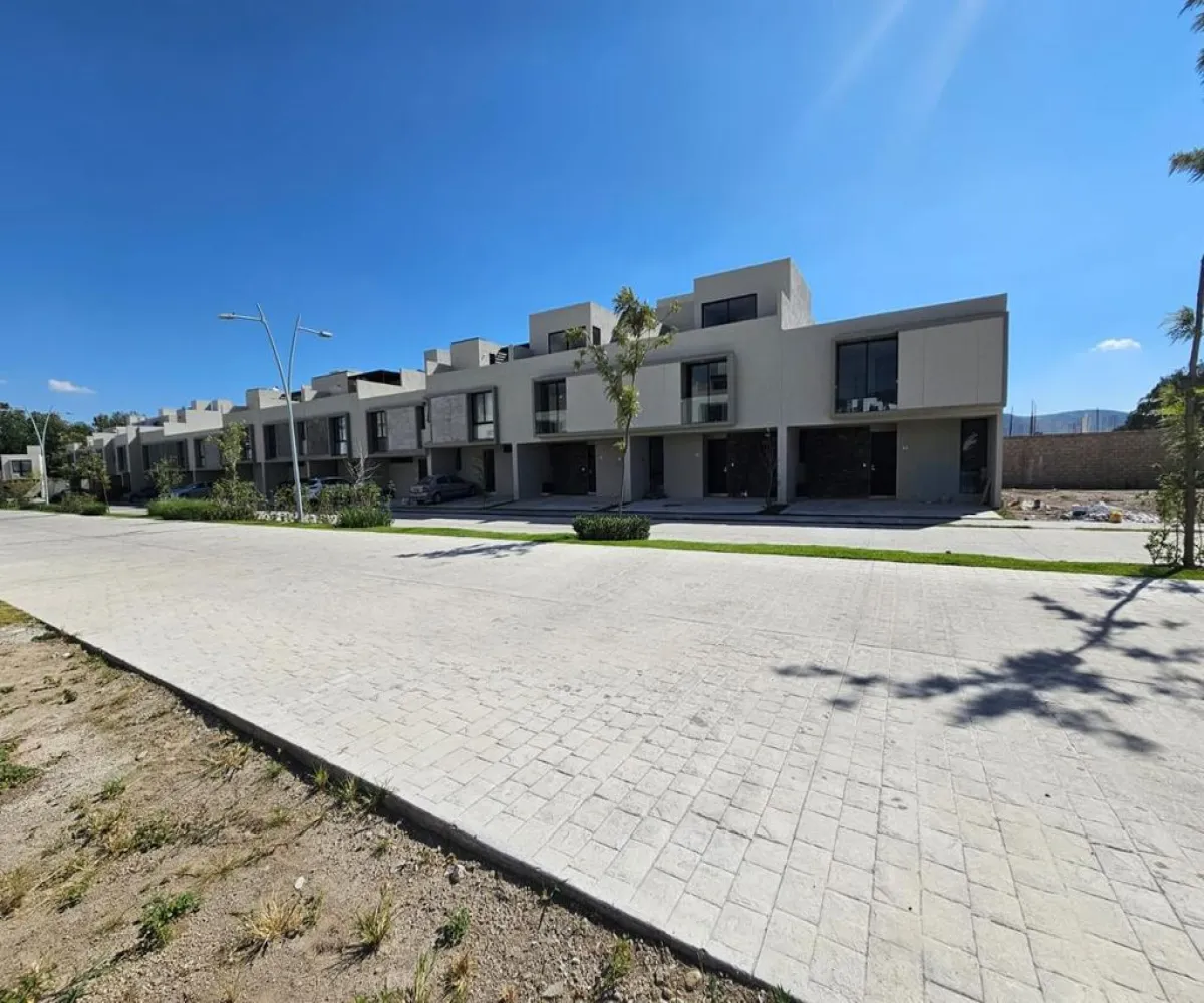 Terreno En Venta,San Agustín,Enrique Limón Diaz 404 238, Tlajomulco de Zúñiga, Jalisco 45645,Enrique Limón Diaz,p9bHDAW