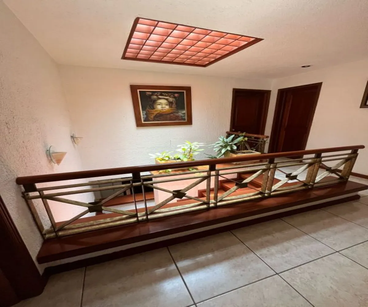 Casa En Venta,Ciudad Bugambilias,Avenida del Reno Poniente 4154, Zapopan, Jalisco 45237, 3 Habitaciones,3 Baños,Avenida del Reno Poniente,2,poovzP0