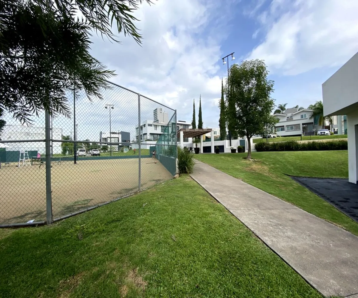 Terreno En Venta,El Manantial,LOPEZ MATEOS SUR 5560, Tlajomulco de Zúñiga, Jalisco 45645,LOPEZ MATEOS SUR,pTCvCoF Terreno En Venta,El Manantial,LOPEZ MATEOS SUR 5560, Tlajomulco de Zúñiga, Jalisco 45645,LOPEZ MATEOS SUR,pTCvCoF