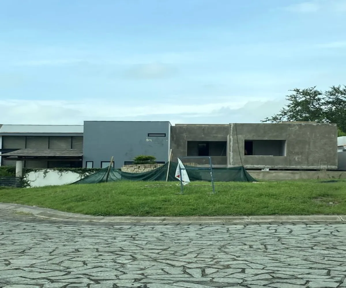 Terreno En Venta,El Manantial,LOPEZ MATEOS SUR 5560, Tlajomulco de Zúñiga, Jalisco 45645,LOPEZ MATEOS SUR,pTCvCoF Terreno En Venta,El Manantial,LOPEZ MATEOS SUR 5560, Tlajomulco de Zúñiga, Jalisco 45645,LOPEZ MATEOS SUR,pTCvCoF