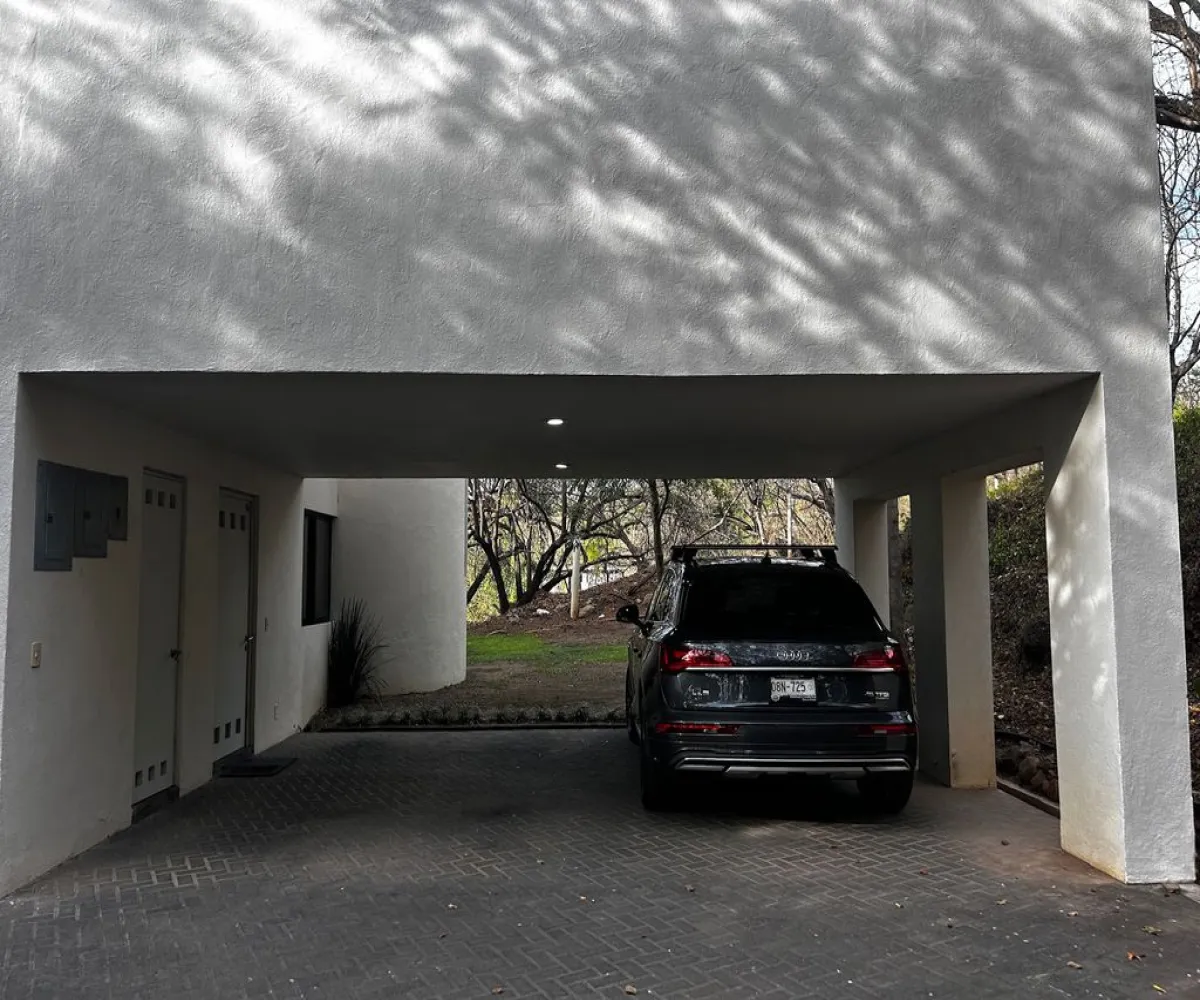 Casa En Venta,San Isidro,bosque de los colomos 47, Zapopan, Jalisco 45133, 5 Habitaciones,4 Baños,bosque de los colomos,2,p2WmpY9 Casa En Venta,San Isidro,bosque de los colomos 47, Zapopan, Jalisco 45133, 5 Habitaciones,4 Baños,bosque de los colomos,2,p2WmpY9