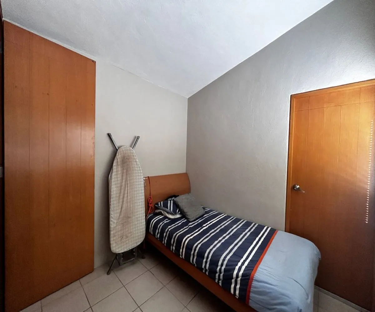 Casa En Venta,San Isidro,bosque de los colomos 47, Zapopan, Jalisco 45133, 5 Habitaciones,4 Baños,bosque de los colomos,2,p2WmpY9 Casa En Venta,San Isidro,bosque de los colomos 47, Zapopan, Jalisco 45133, 5 Habitaciones,4 Baños,bosque de los colomos,2,p2WmpY9