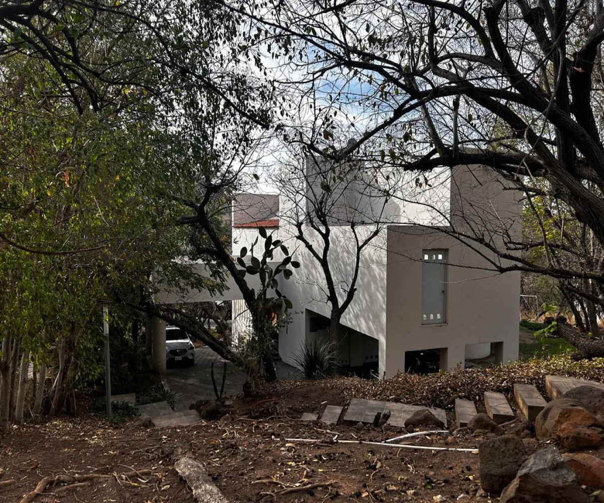 Casa En Venta,San Isidro,bosque de los colomos 47, Zapopan, Jalisco 45133, 5 Habitaciones,4 Baños,bosque de los colomos,2,p2WmpY9 Casa En Venta,San Isidro,bosque de los colomos 47, Zapopan, Jalisco 45133, 5 Habitaciones,4 Baños,bosque de los colomos,2,p2WmpY9