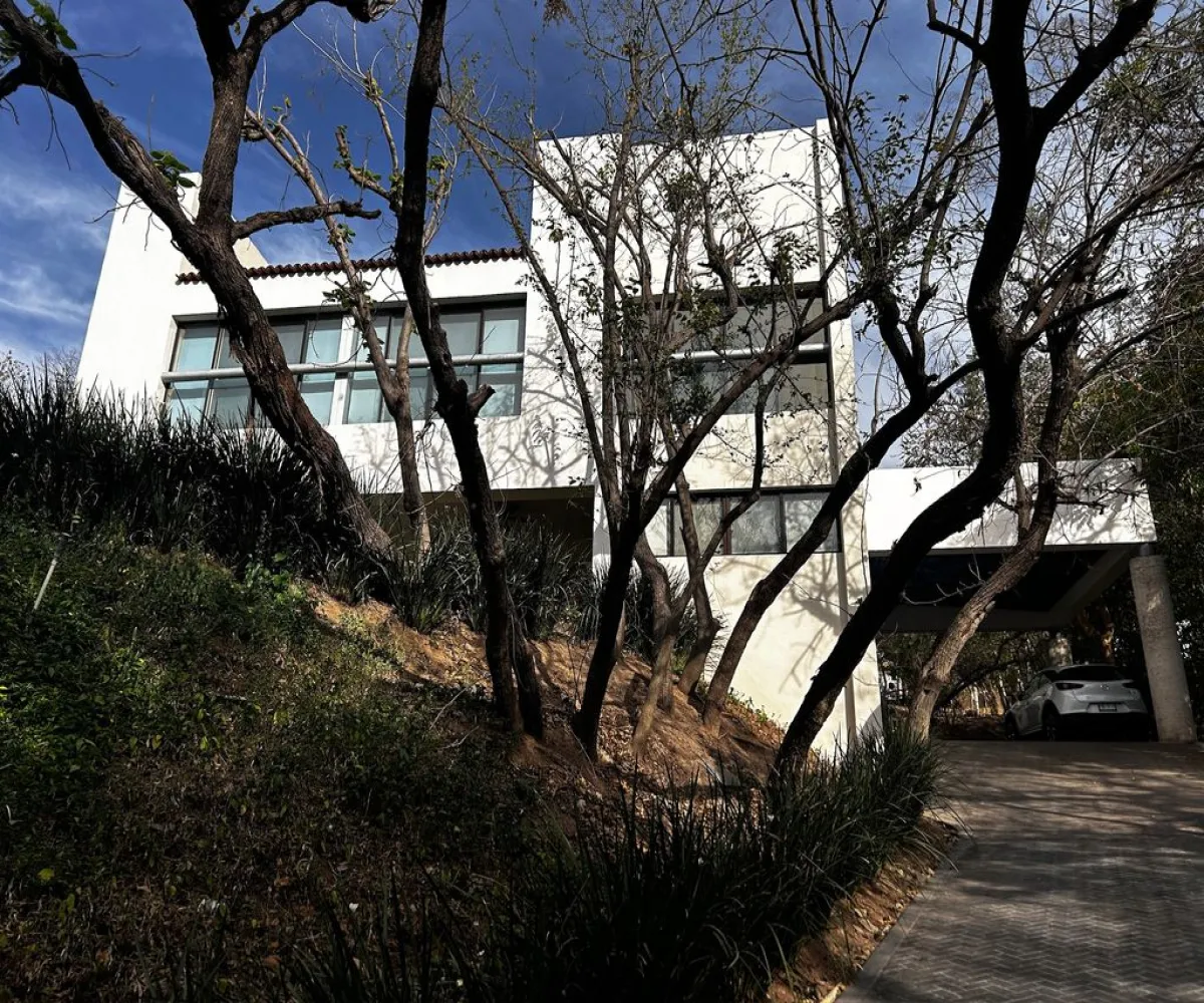 Casa En Venta,San Isidro,bosque de los colomos 47, Zapopan, Jalisco 45133, 5 Habitaciones,4 Baños,bosque de los colomos,2,p2WmpY9 Casa En Venta,San Isidro,bosque de los colomos 47, Zapopan, Jalisco 45133, 5 Habitaciones,4 Baños,bosque de los colomos,2,p2WmpY9