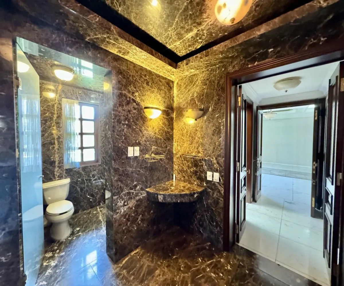 Casa En Venta,Club de Golf Santa Anita,Galeanas 601, Tlajomulco de Zúñiga, Jalisco 45640, 5 Habitaciones,5 Baños,Galeanas,2,pnKCkru