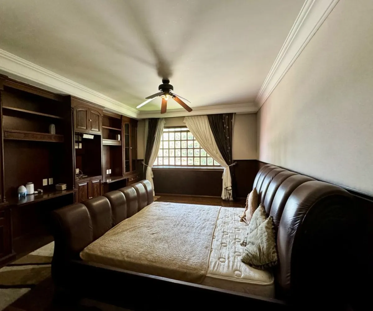 Casa En Venta,Club de Golf Santa Anita,Galeanas 601, Tlajomulco de Zúñiga, Jalisco 45640, 5 Habitaciones,5 Baños,Galeanas,2,pnKCkru