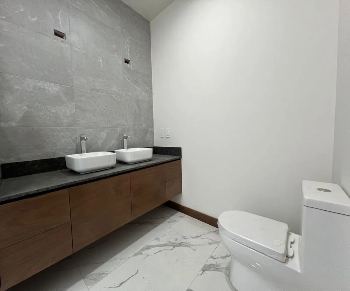 Casa En Venta,La Mojonera,GENERAL RAMON CORONA 439 9, Zapopan, Jalisco 45019, 4 Habitaciones,4 Baños,GENERAL RAMON CORONA,3,pVemhfe Casa En Venta,La Mojonera,GENERAL RAMON CORONA 439 9, Zapopan, Jalisco 45019, 4 Habitaciones,4 Baños,GENERAL RAMON CORONA,3,pVemhfe