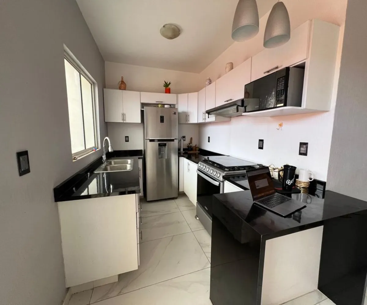 Casa En Venta,Residencial Alta California,CALLE SAN CARLOS 48, Tlajomulco de Zúñiga, Jalisco 45645, 3 Habitaciones,2 Baños,CALLE SAN CARLOS,2,pEP2uuT