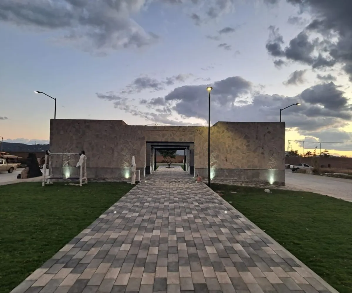 Terreno En Venta,La Venta Del Astillero,Carr. la Venta-Nextipac s/nn, Zapopan, Jalisco 45221,Carr. la Venta-Nextipac,p7KBE56