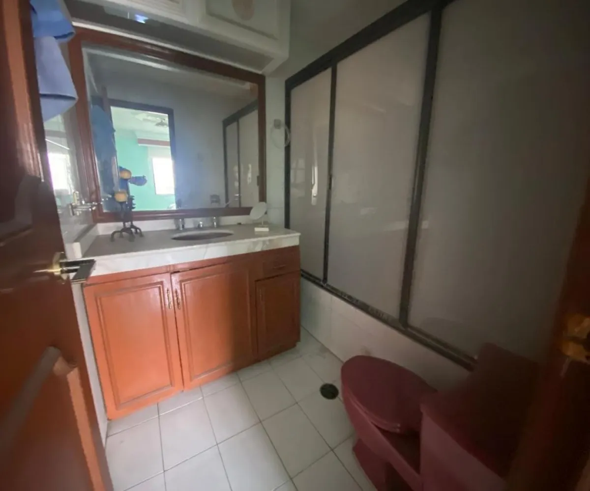 Casa En Venta,Jardines Del Sol,Av. Moctezuma 4618, Zapopan, Jalisco 45050, 4 Habitaciones,5 Baños,Av. Moctezuma ,2,pw6enhy Casa En Venta,Jardines Del Sol,Av. Moctezuma 4618, Zapopan, Jalisco 45050, 4 Habitaciones,5 Baños,Av. Moctezuma ,2,pw6enhy