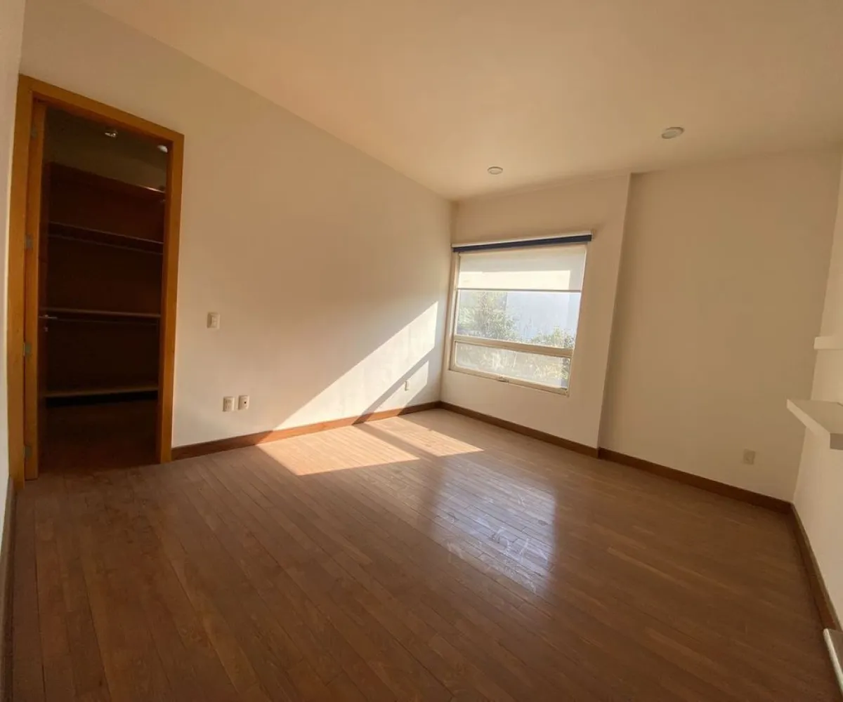 Casa En Venta,Las Lomas Club Golf,Paseo de las Peñas 90 2, Zapopan, Jalisco 45019, 3 Habitaciones,3 Baños,Paseo de las Peñas,2,p2wYdl8