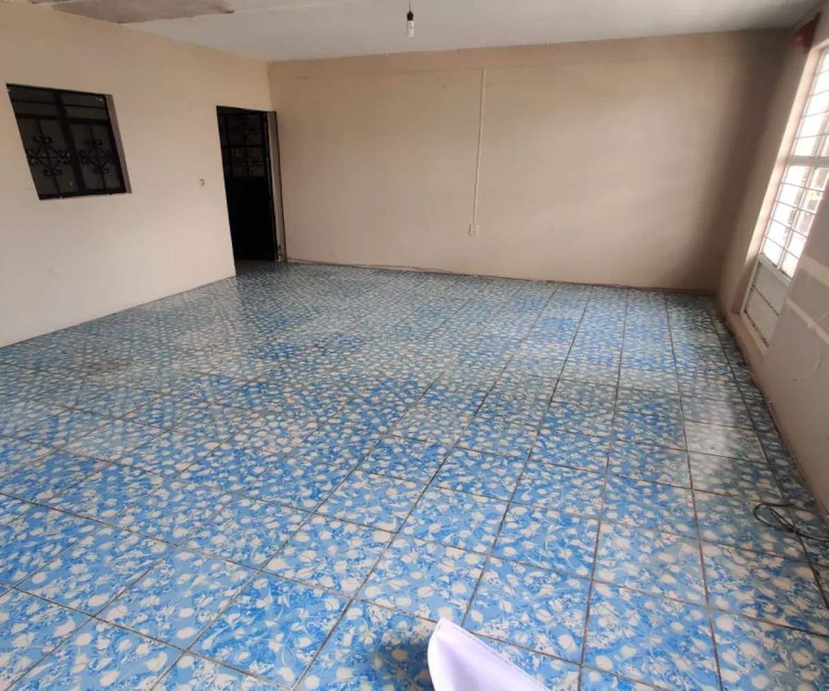 Casa En Venta,Polanco Oriente,Rafael Lozada 3595, Guadalajara, Jalisco 44960, 4 Habitaciones,2 Baños,Rafael Lozada,2,pYpcGnv
