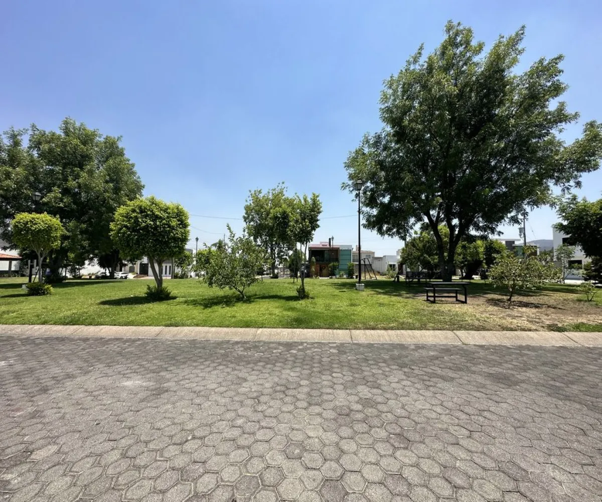 Casa En Venta,Huerta Calderon Zuno Uno,Paseo del Castillo 110, Tlajomulco de Zúñiga, Jalisco 45645, 3 Habitaciones,2 Baños,Paseo del Castillo,2,przSLL0