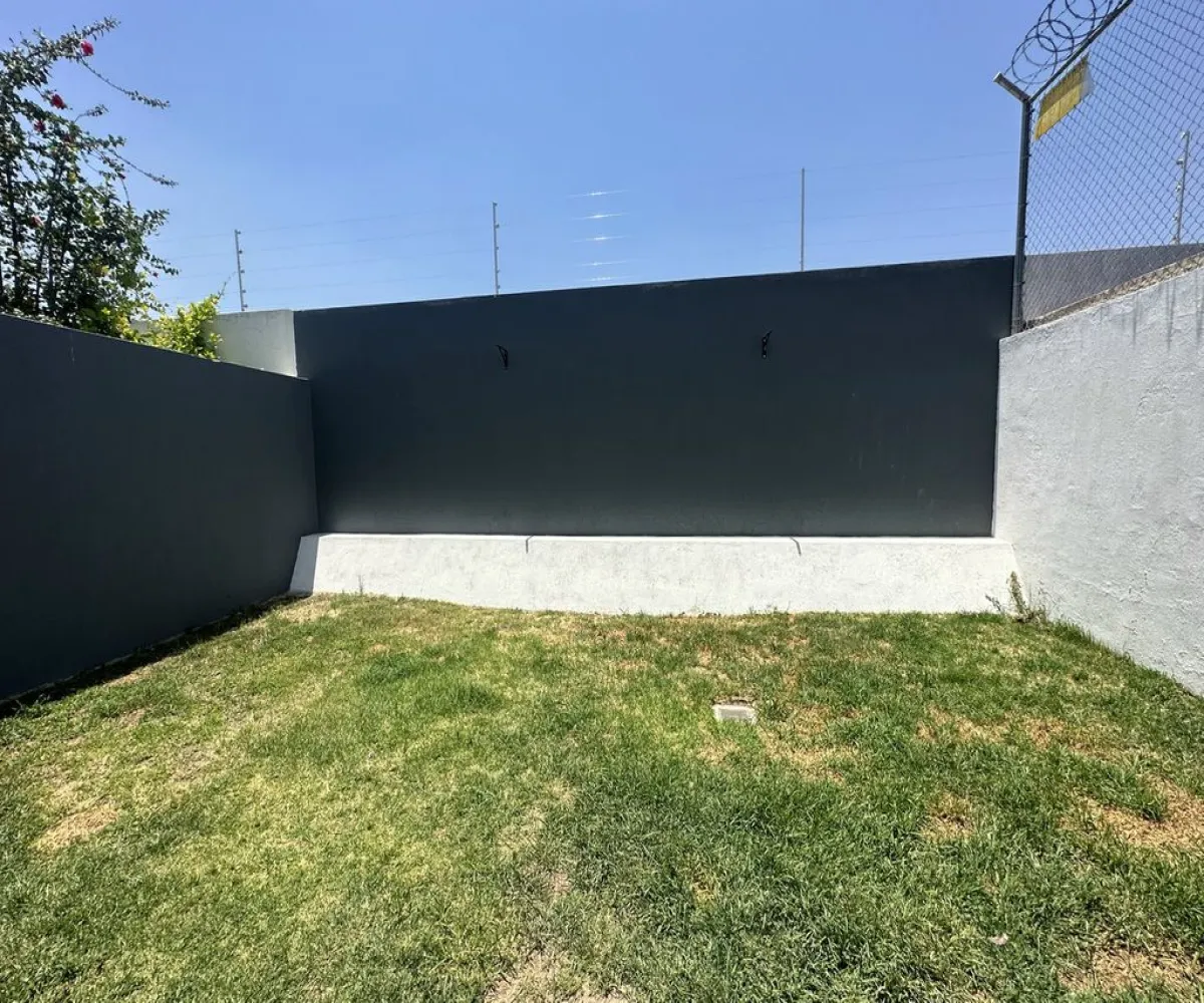 Casa En Venta,Huerta Calderon Zuno Uno,Paseo del Castillo 110, Tlajomulco de Zúñiga, Jalisco 45645, 3 Habitaciones,2 Baños,Paseo del Castillo,2,przSLL0