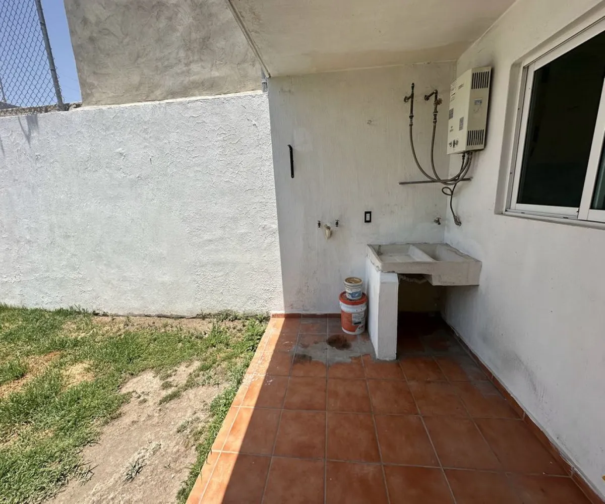 Casa En Venta,Huerta Calderon Zuno Uno,Paseo del Castillo 110, Tlajomulco de Zúñiga, Jalisco 45645, 3 Habitaciones,2 Baños,Paseo del Castillo,2,przSLL0
