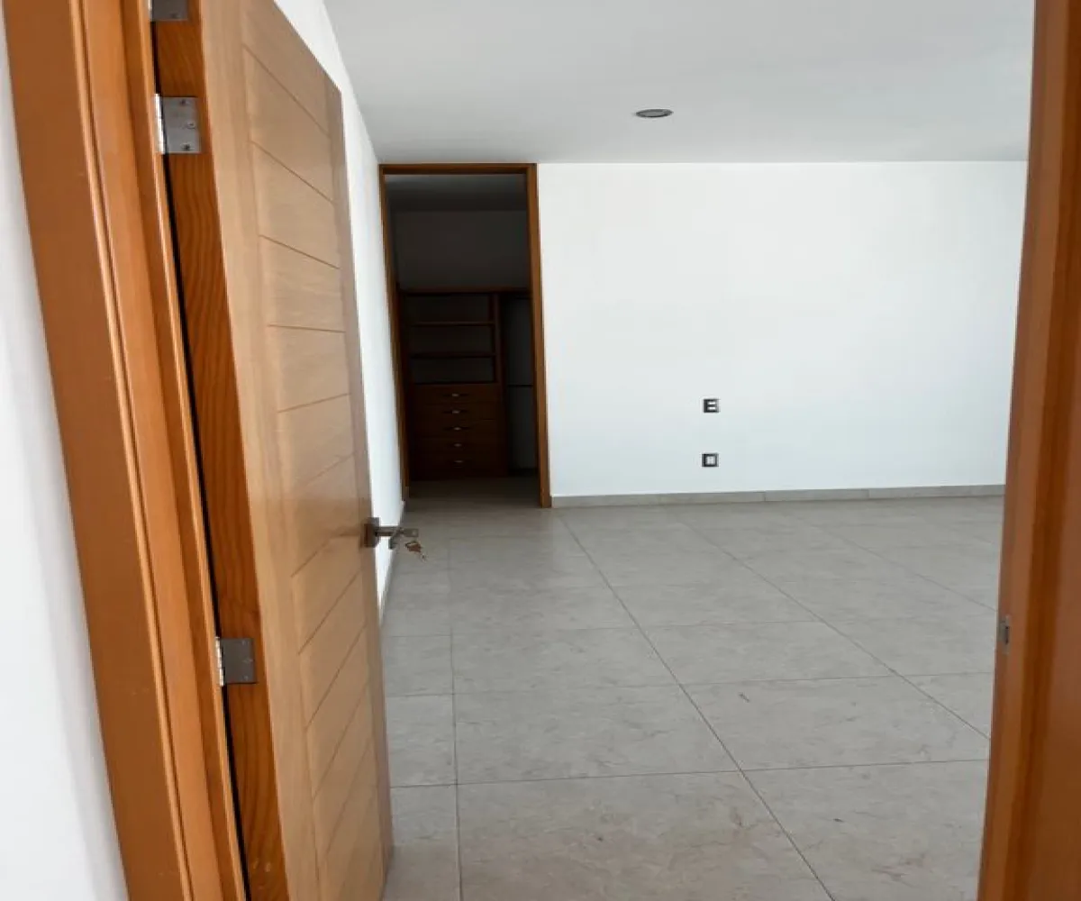 Casa En Venta,Ciudad Guzmán Centro,Hermenegildo Galeana 93 8, Zapotlán el Grande, Jalisco 49000, 3 Habitaciones,3 Baños,Hermenegildo Galeana,2,pxoqQxz