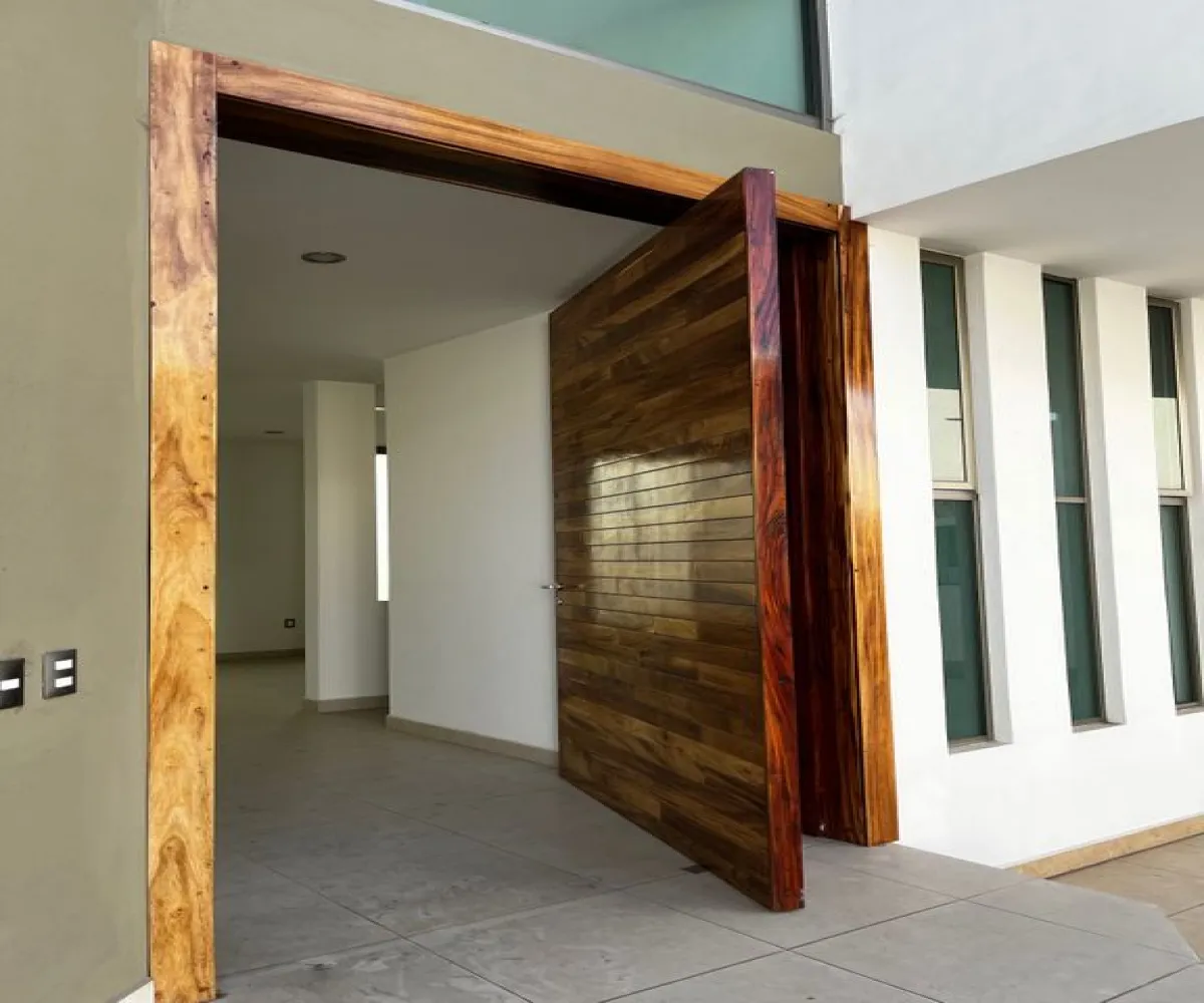 Casa En Venta,Ciudad Guzmán Centro,Hermenegildo Galeana 93 8, Zapotlán el Grande, Jalisco 49000, 3 Habitaciones,3 Baños,Hermenegildo Galeana,2,pxoqQxz