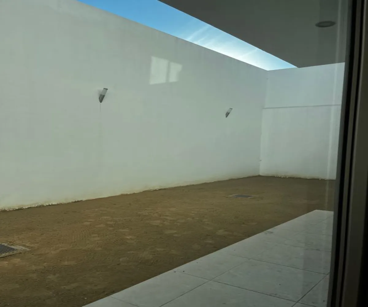 Casa En Venta,Ciudad Guzmán Centro,Hermenegildo Galeana 93 8, Zapotlán el Grande, Jalisco 49000, 3 Habitaciones,3 Baños,Hermenegildo Galeana,2,pxoqQxz
