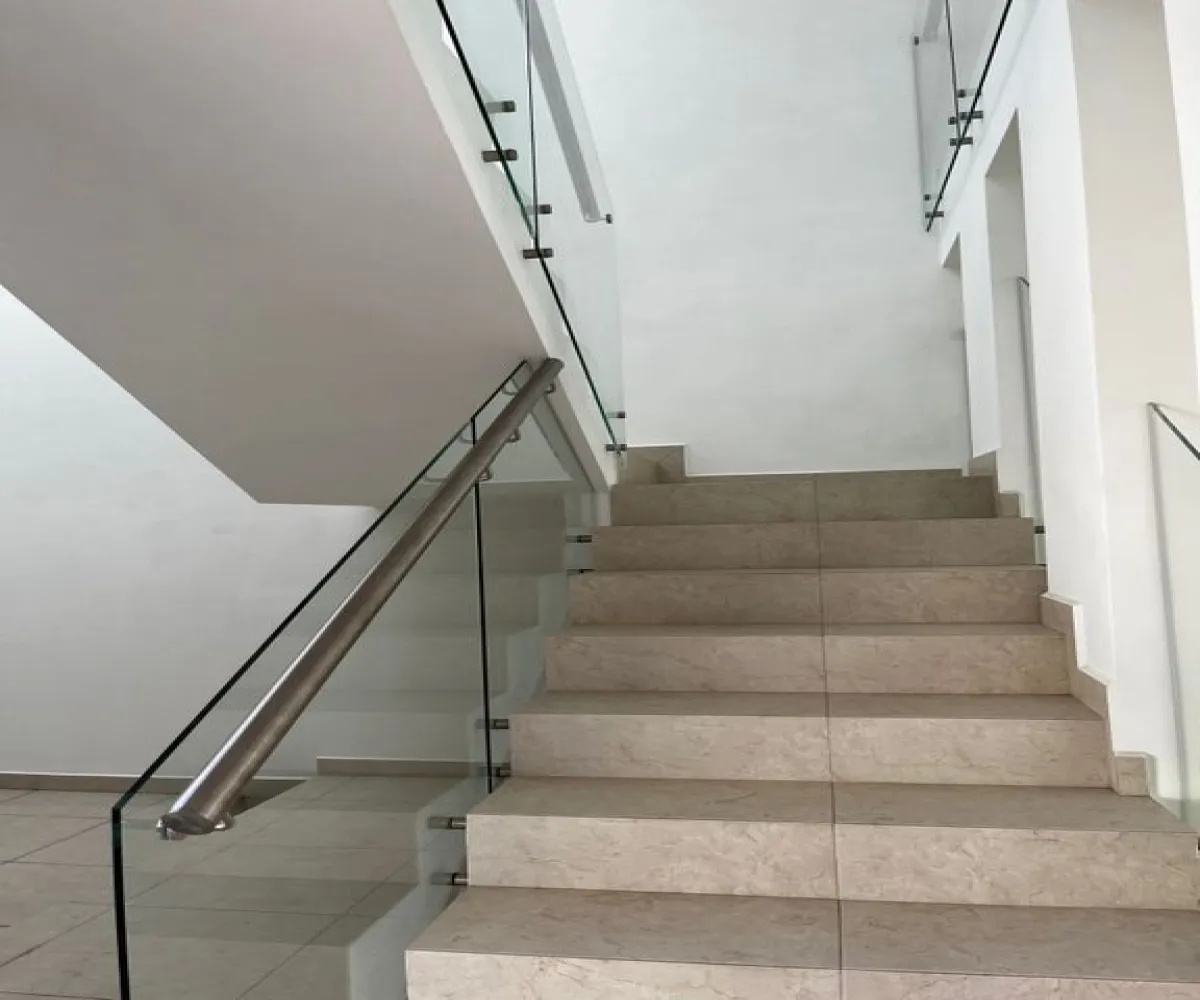 Casa En Venta,Ciudad Guzmán Centro,Hermenegildo Galeana 93 8, Zapotlán el Grande, Jalisco 49000, 3 Habitaciones,3 Baños,Hermenegildo Galeana,2,pxoqQxz