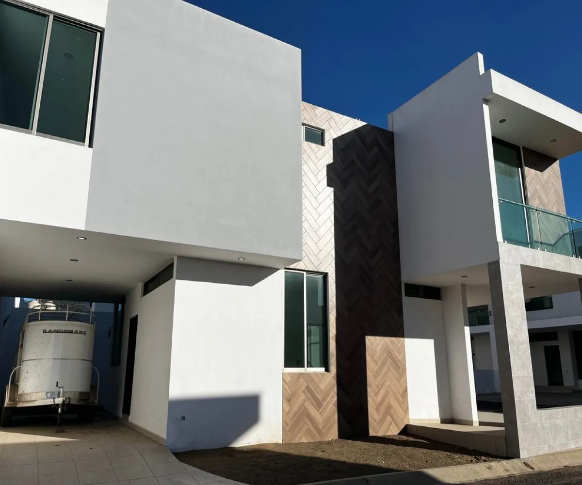 Casa En Venta,Ciudad Guzmán Centro,Hermenegildo Galeana 93 9, Zapotlán el Grande, Jalisco 49000, 3 Habitaciones,3 Baños,Hermenegildo Galeana,2,puUbiiG Casa En Venta,Ciudad Guzmán Centro,Hermenegildo Galeana 93 9, Zapotlán el Grande, Jalisco 49000, 3 Habitaciones,3 Baños,Hermenegildo Galeana,2,puUbiiG