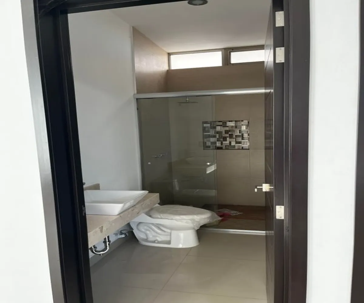 Casa En Venta,Ciudad Guzmán Centro,Hermenegildo Galeana 93 9, Zapotlán el Grande, Jalisco 49000, 3 Habitaciones,3 Baños,Hermenegildo Galeana,2,puUbiiG Casa En Venta,Ciudad Guzmán Centro,Hermenegildo Galeana 93 9, Zapotlán el Grande, Jalisco 49000, 3 Habitaciones,3 Baños,Hermenegildo Galeana,2,puUbiiG