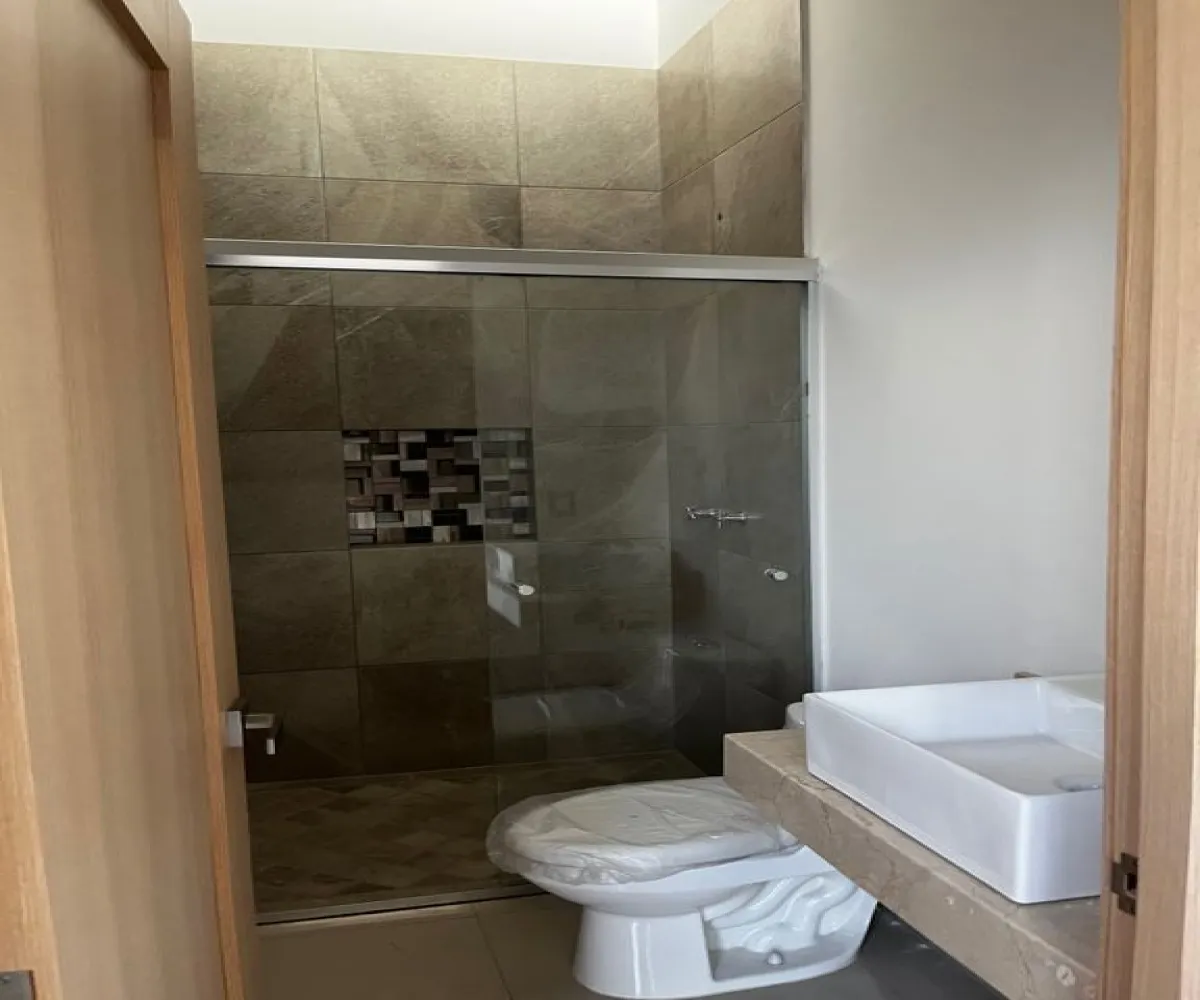 Casa En Venta,Ciudad Guzmán Centro,Hermenegildo Galeana 93 6, Zapotlán el Grande, Jalisco 49000, 3 Habitaciones,2 Baños,Hermenegildo Galeana,2,pwWZdhP Casa En Venta,Ciudad Guzmán Centro,Hermenegildo Galeana 93 6, Zapotlán el Grande, Jalisco 49000, 3 Habitaciones,2 Baños,Hermenegildo Galeana,2,pwWZdhP