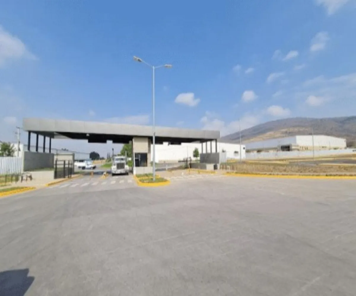 Bodega En Venta,Santa Cruz de las Flores,Camino San Isidro Mazatepec 765, Tlajomulco de Zúñiga, Jalisco 45640,Camino San Isidro Mazatepec ,pZGitFD
