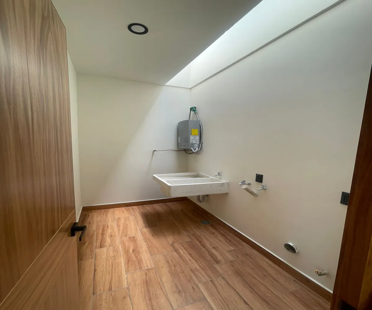 Casa En Venta,Solares,Altanza 32, Zapopan, Jalisco 45019, 3 Habitaciones,4 Baños,Soare 3 - Coto Altanza,Altanza,2,679575