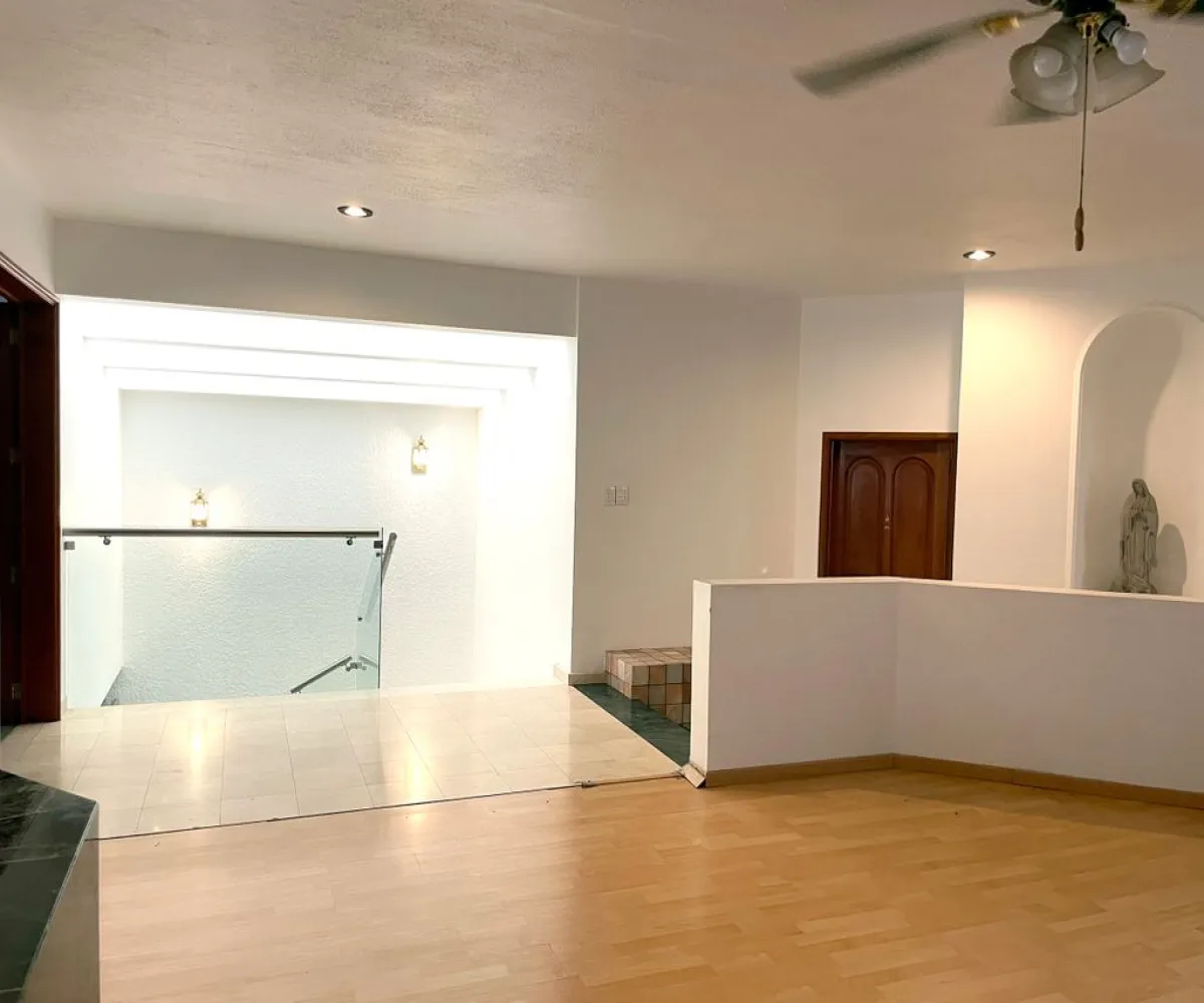 Casa En Venta,Country Club,Avenida Manuel Ávila Camacho 2659 42, Guadalajara, Jalisco 44610, 3 Habitaciones,4 Baños,Avenida Manuel Ávila Camacho,2,pDYGaFb