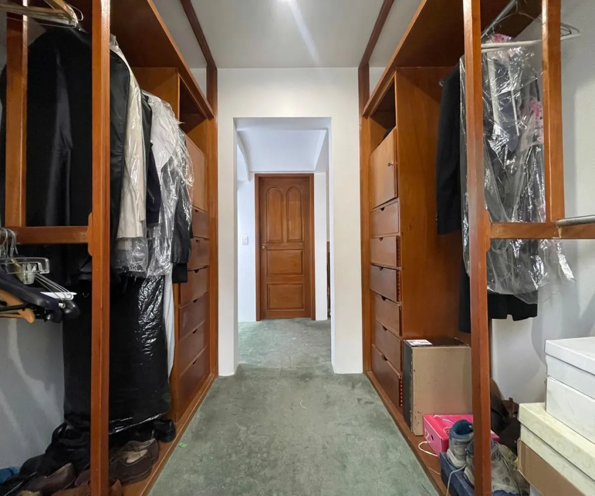 Casa En Venta,Country Club,Avenida Manuel Ávila Camacho 2659 42, Guadalajara, Jalisco 44610, 3 Habitaciones,4 Baños,Avenida Manuel Ávila Camacho,2,pDYGaFb